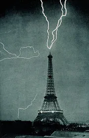 Lightning striking the Eiffel Tower